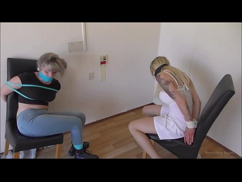 ❤️ Bağımlı / bağlı ve ağzı tıkalı / sıkıntı içinde küçük hanım ❤❌ Porno videosu tr.porn-mate.ru ❌