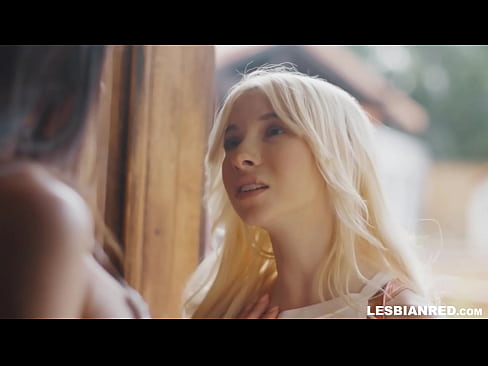 ❤️ Kız birkaç ay sonra eve gelir ve üvey annesinin amını yemeye başlar ❤❌ Porno videosu tr.porn-mate.ru ❌