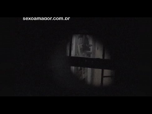 ❤️ Sarışın, içi boş tuğlaların arkasına gizlenmiş bir mahalle röntgencisi tarafından gizlice videoya alınır ❤❌ Porno videosu tr.porn-mate.ru ❌